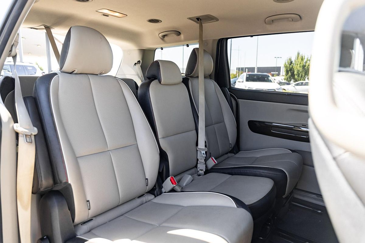 2019 Kia Carnival Platinum YP