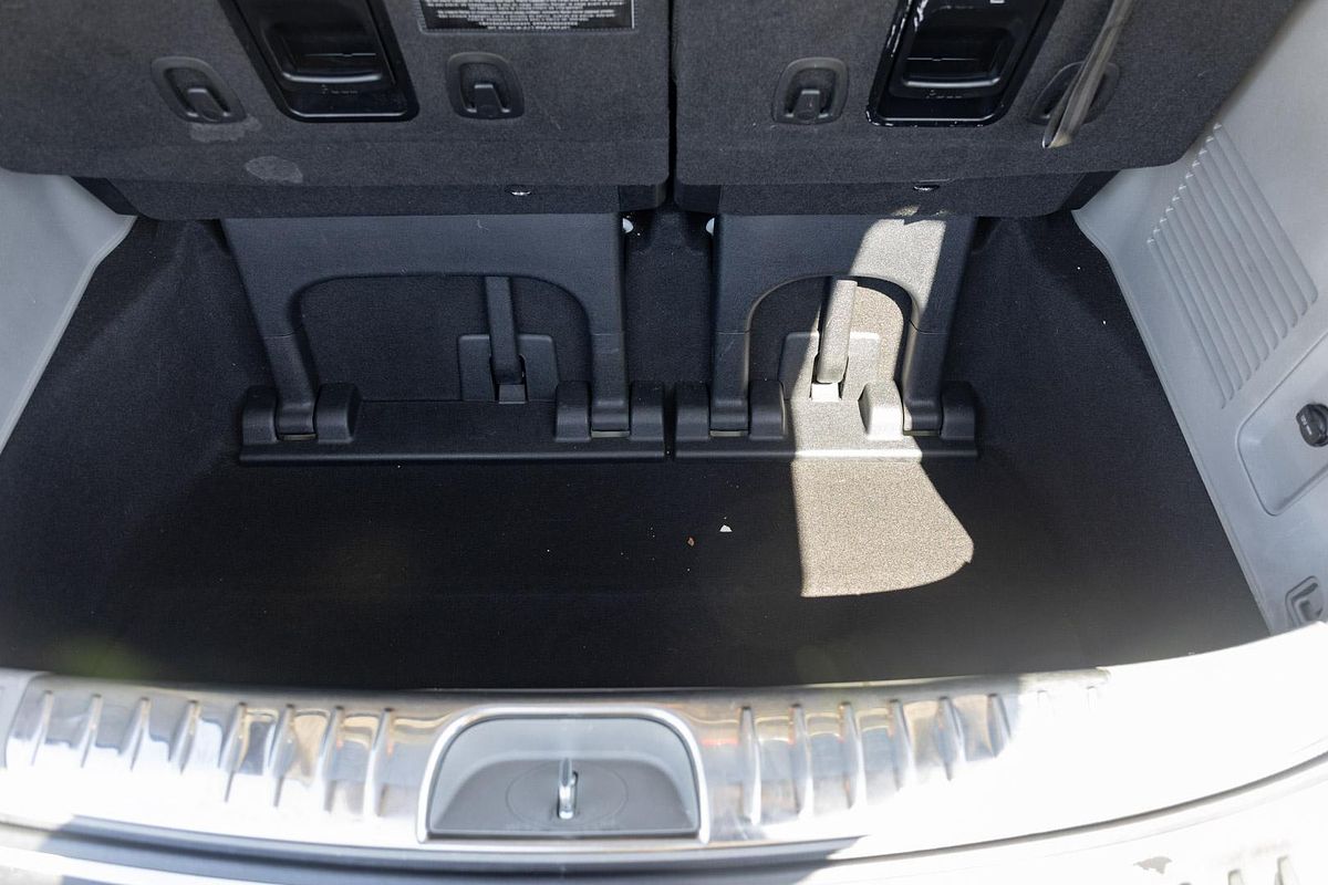 2019 Kia Carnival Platinum YP