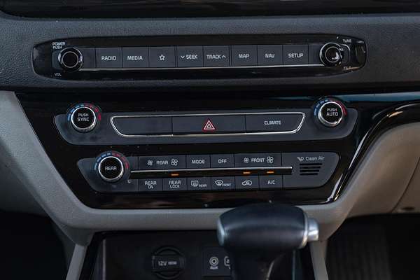 2019 Kia Carnival Platinum YP