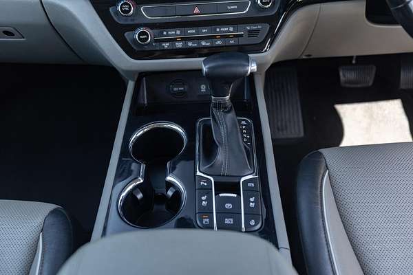 2019 Kia Carnival Platinum YP