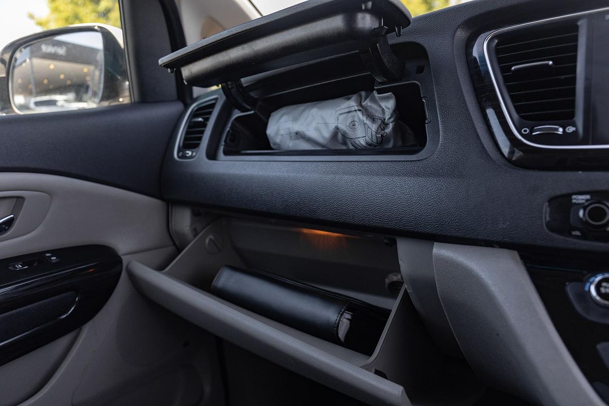 2019 Kia Carnival Platinum YP