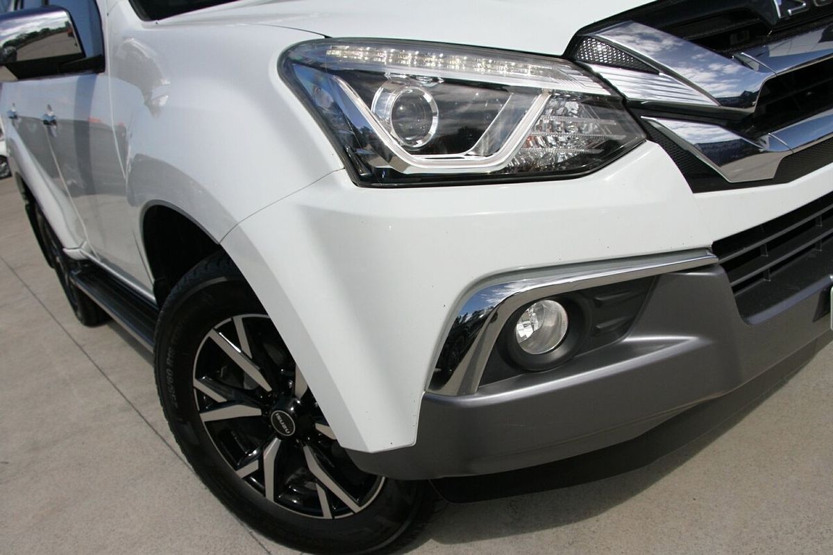 2020 Isuzu MU-X LS-T