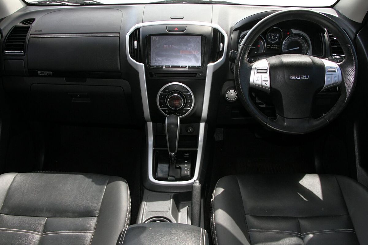2020 Isuzu MU-X LS-T