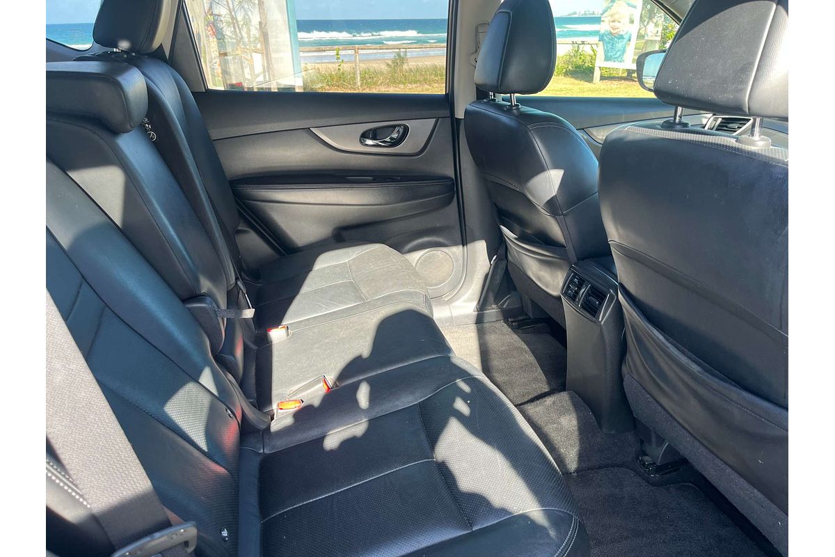 2015 Nissan X-TRAIL ST-L T32