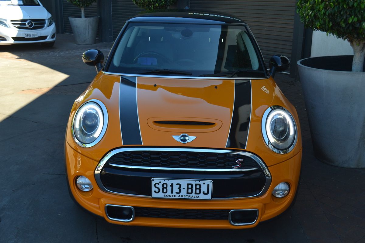 2014 MINI Hatch Cooper F55