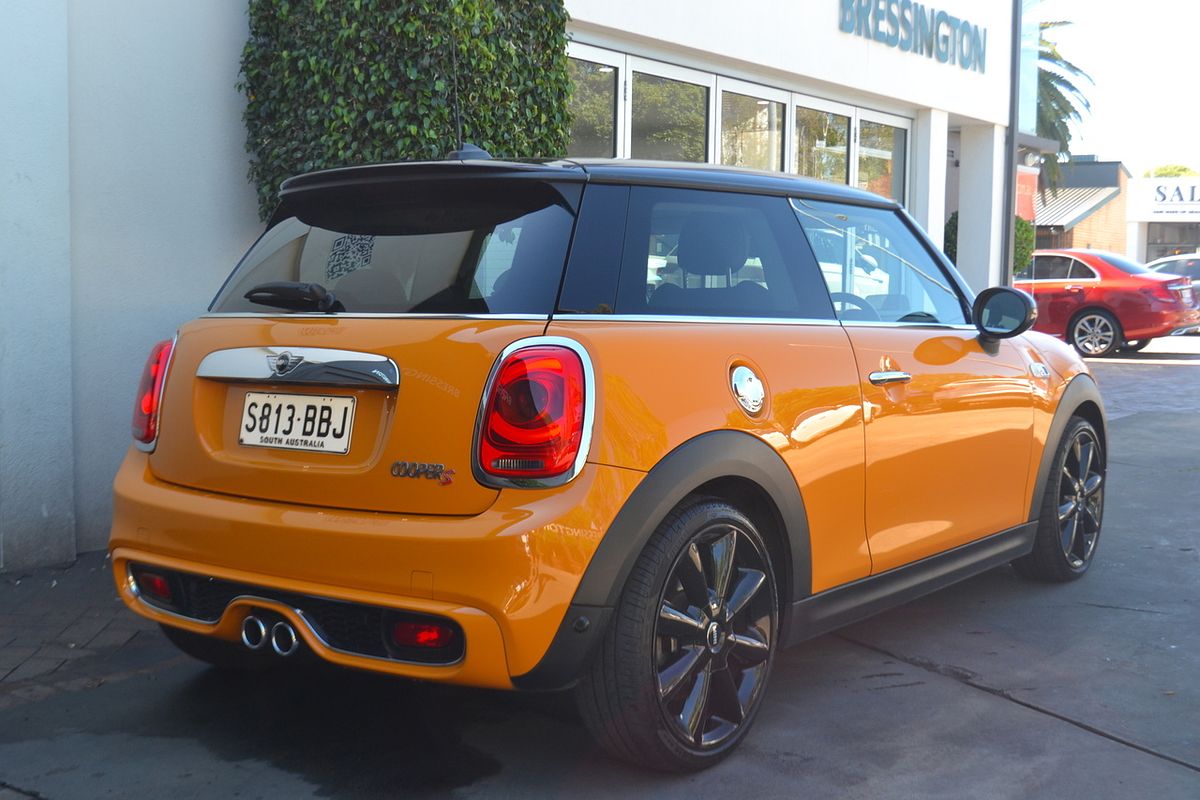 2014 MINI Hatch Cooper F55