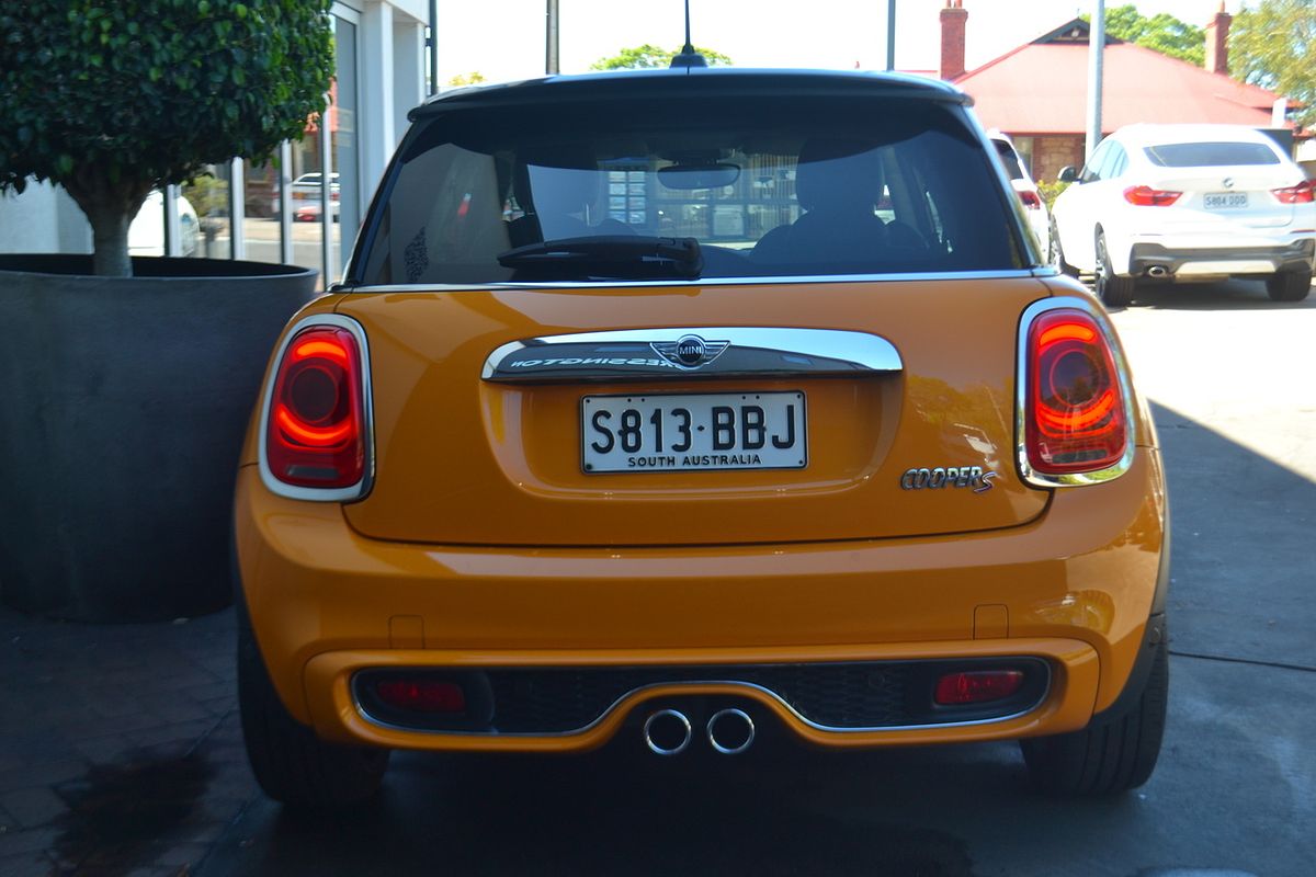 2014 MINI Hatch Cooper F55