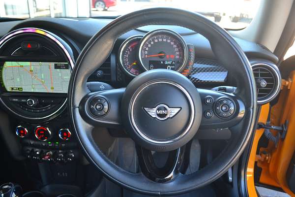 2014 MINI Hatch Cooper F55