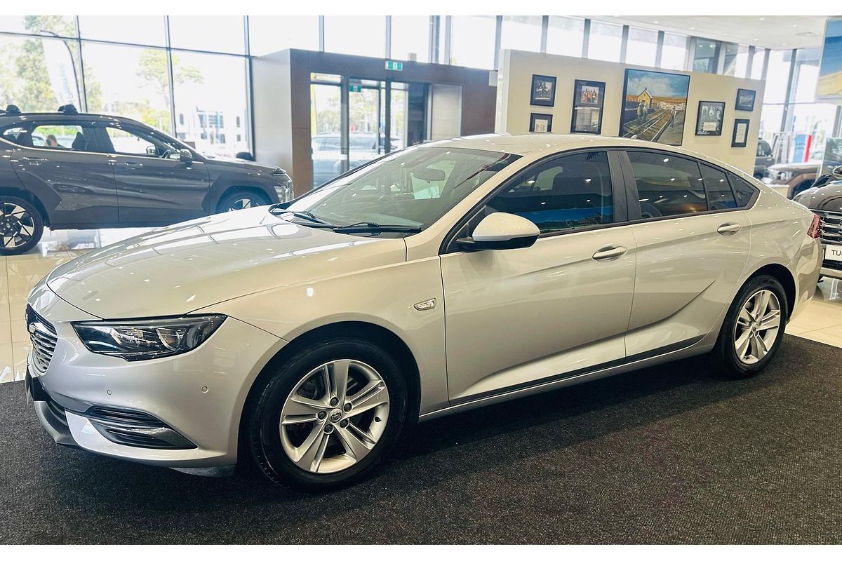 2020 Holden Commodore LT ZB