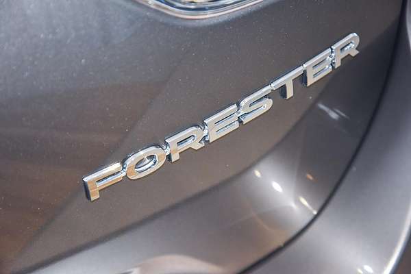 2024 Subaru Forester 2.5i-S S5