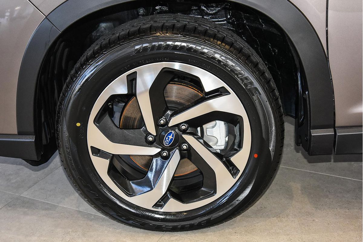 2024 Subaru Forester 2.5i-S S5