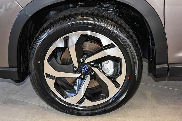 2024 Subaru Forester 2.5i-S S5