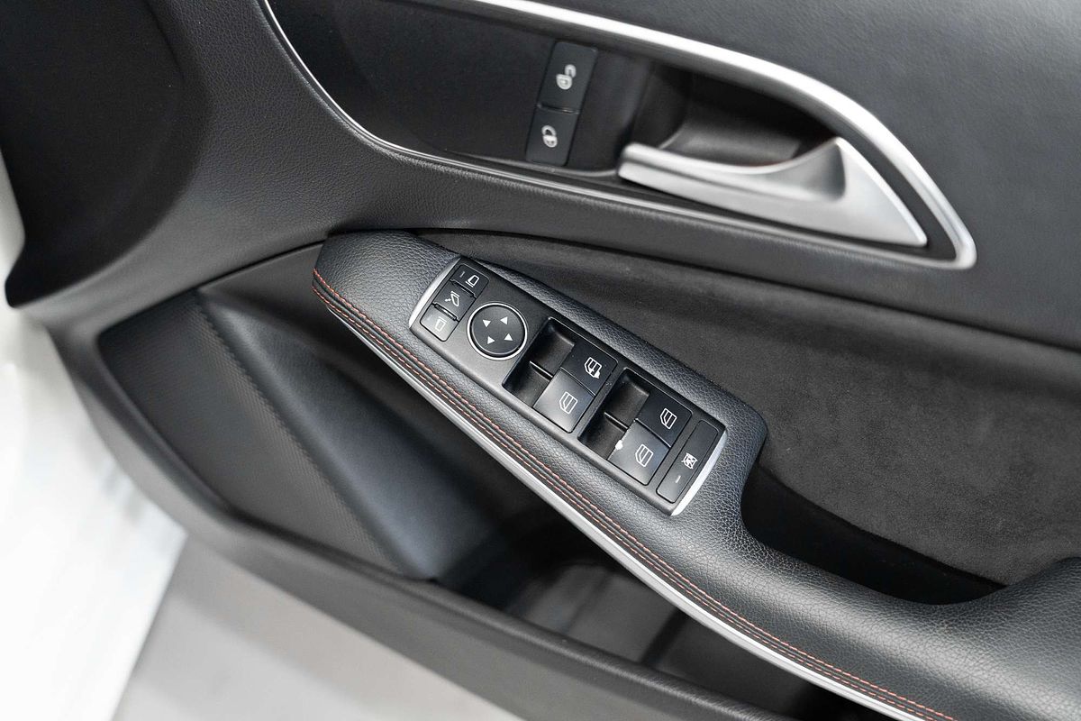2014 Mercedes-Benz A-Class A250 Sport W176