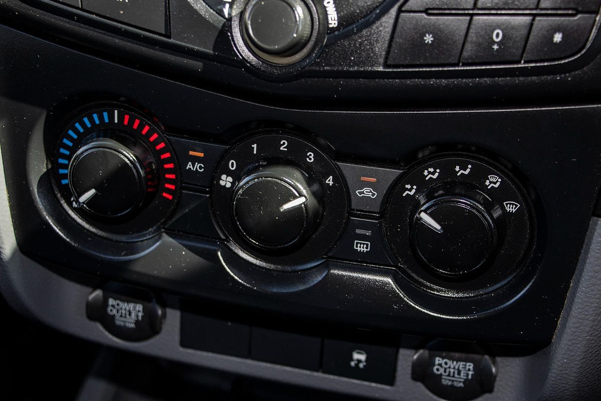2013 Mazda BT-50 XT Hi-Rider UP Rear Wheel Drive