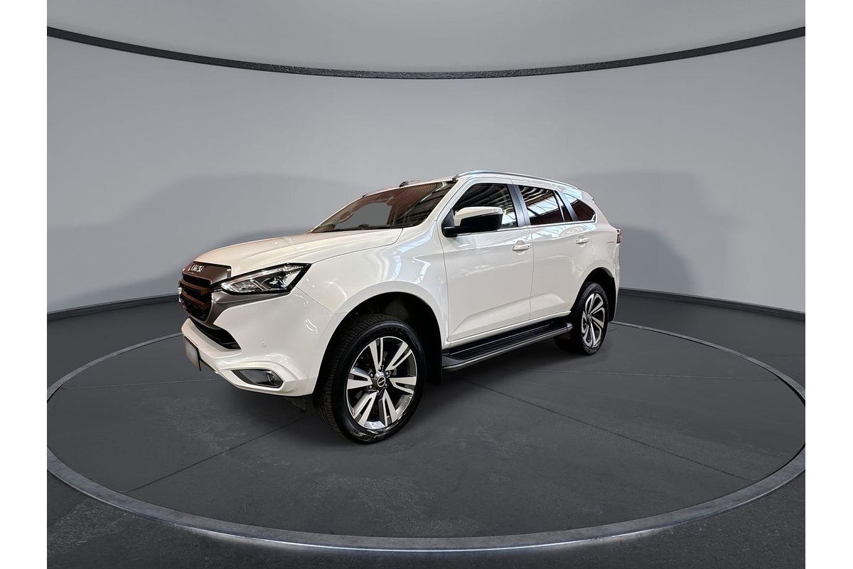 2023 Isuzu MU-X LS-T