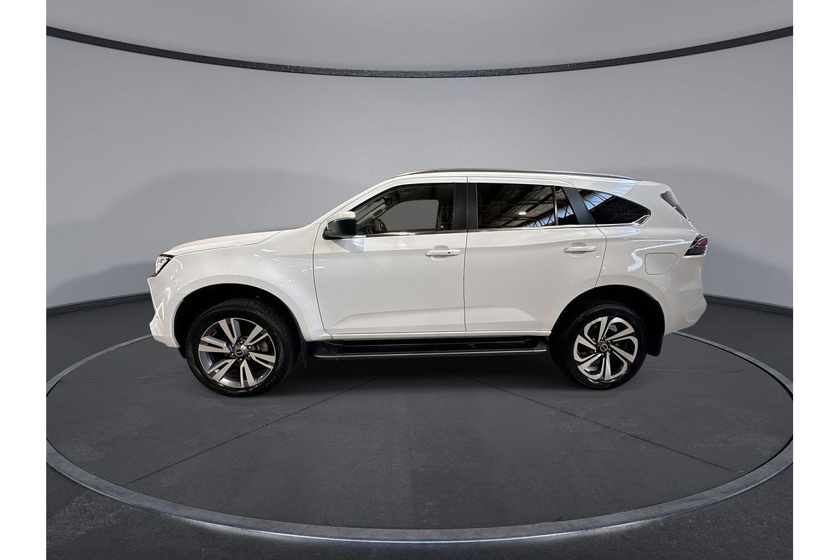 2023 Isuzu MU-X LS-T
