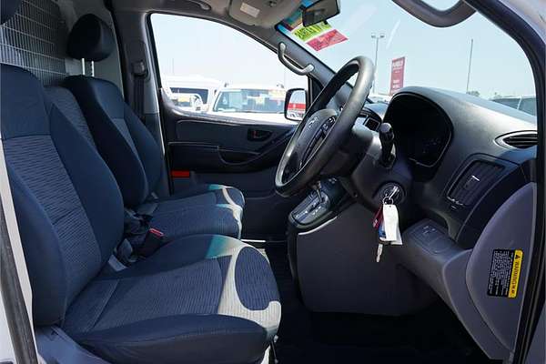 2017 Hyundai iLoad TQ3-V Series II