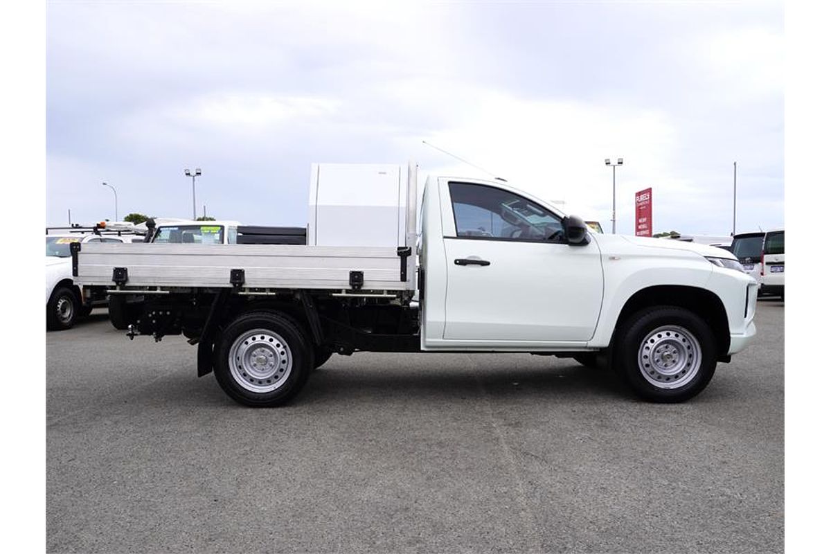 2019 Mitsubishi Triton GLX MR 4X4