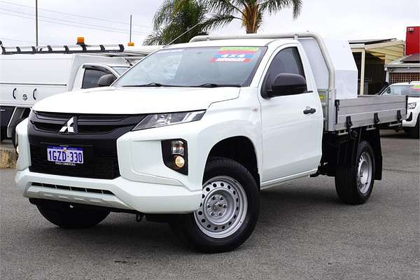 2019 Mitsubishi Triton GLX MR 4X4