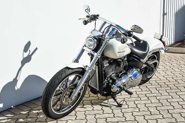 2018 Harley-Davidson Low Rider 107 (FXLR) Softail