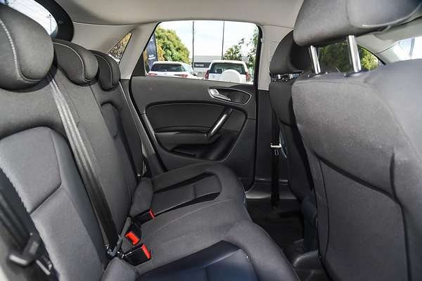 2013 Audi A1 Ambition 8X