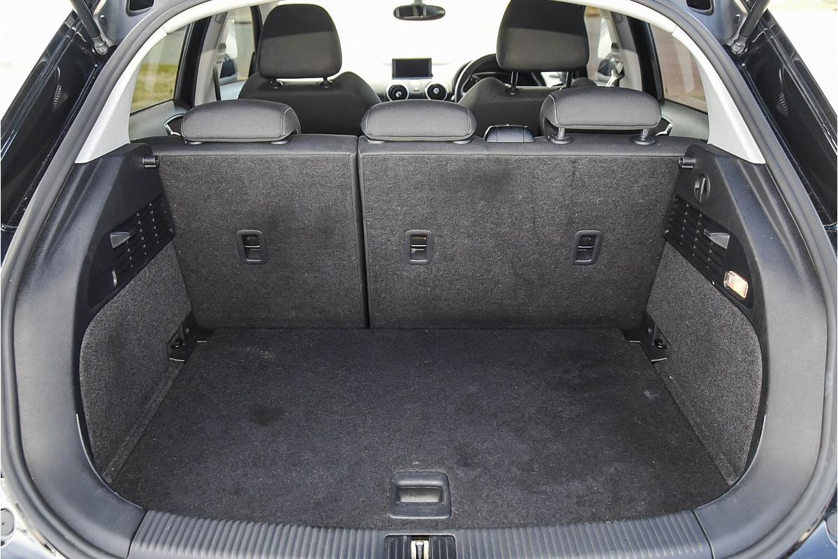 2013 Audi A1 Ambition 8X