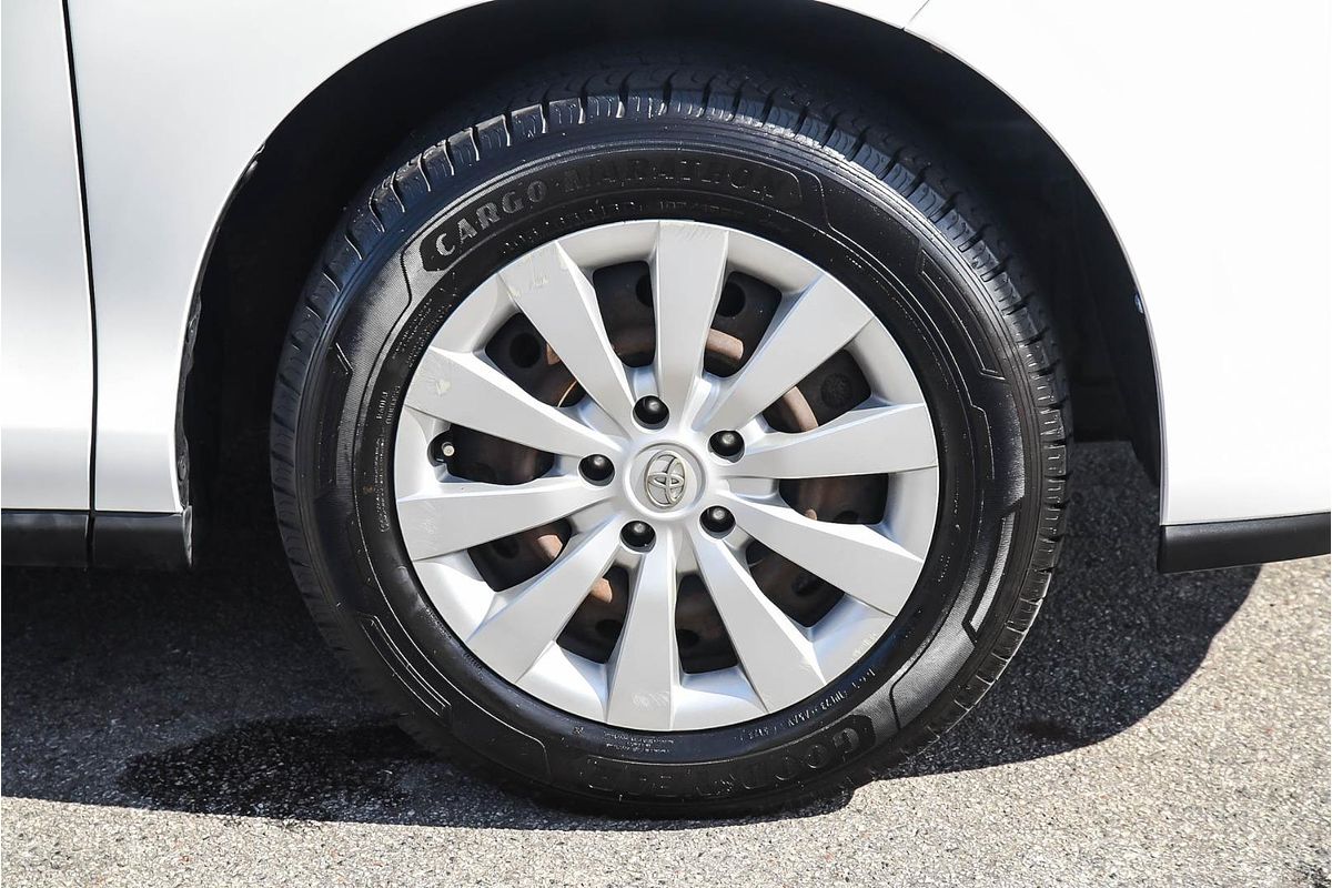 2015 Toyota Tarago GLi ACR50R