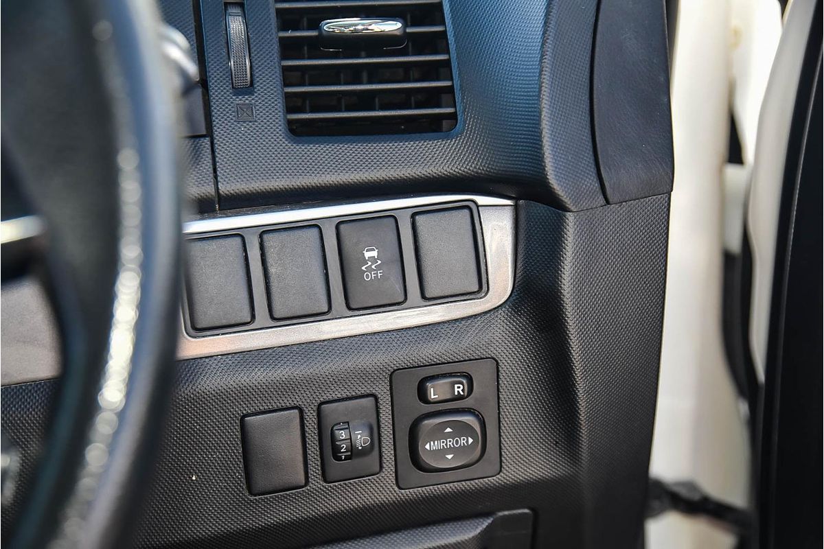 2015 Toyota Tarago GLi ACR50R