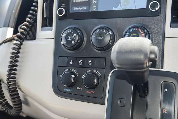 2021 Toyota Hiace Commuter GDH322R