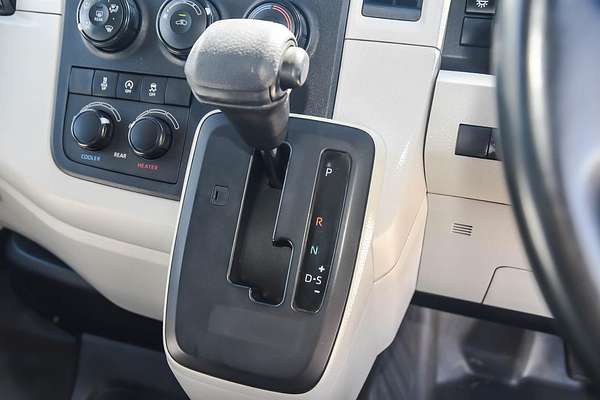 2021 Toyota Hiace Commuter GDH322R