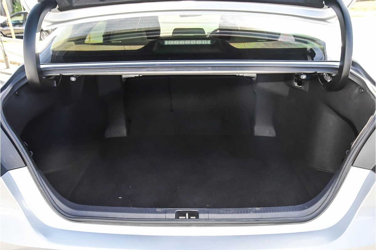 2019 Toyota Camry Ascent AXVH71R