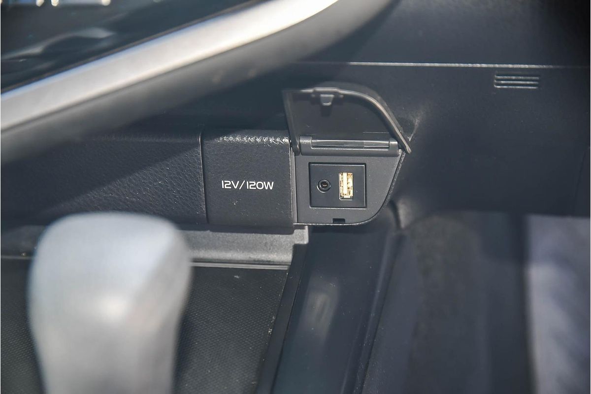 2019 Toyota Camry Ascent AXVH71R