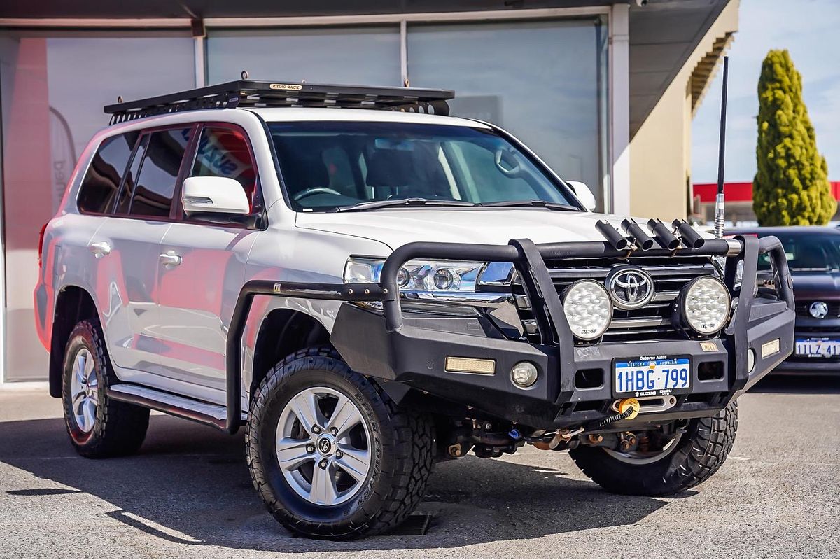 2017 Toyota Landcruiser GXL VDJ200R