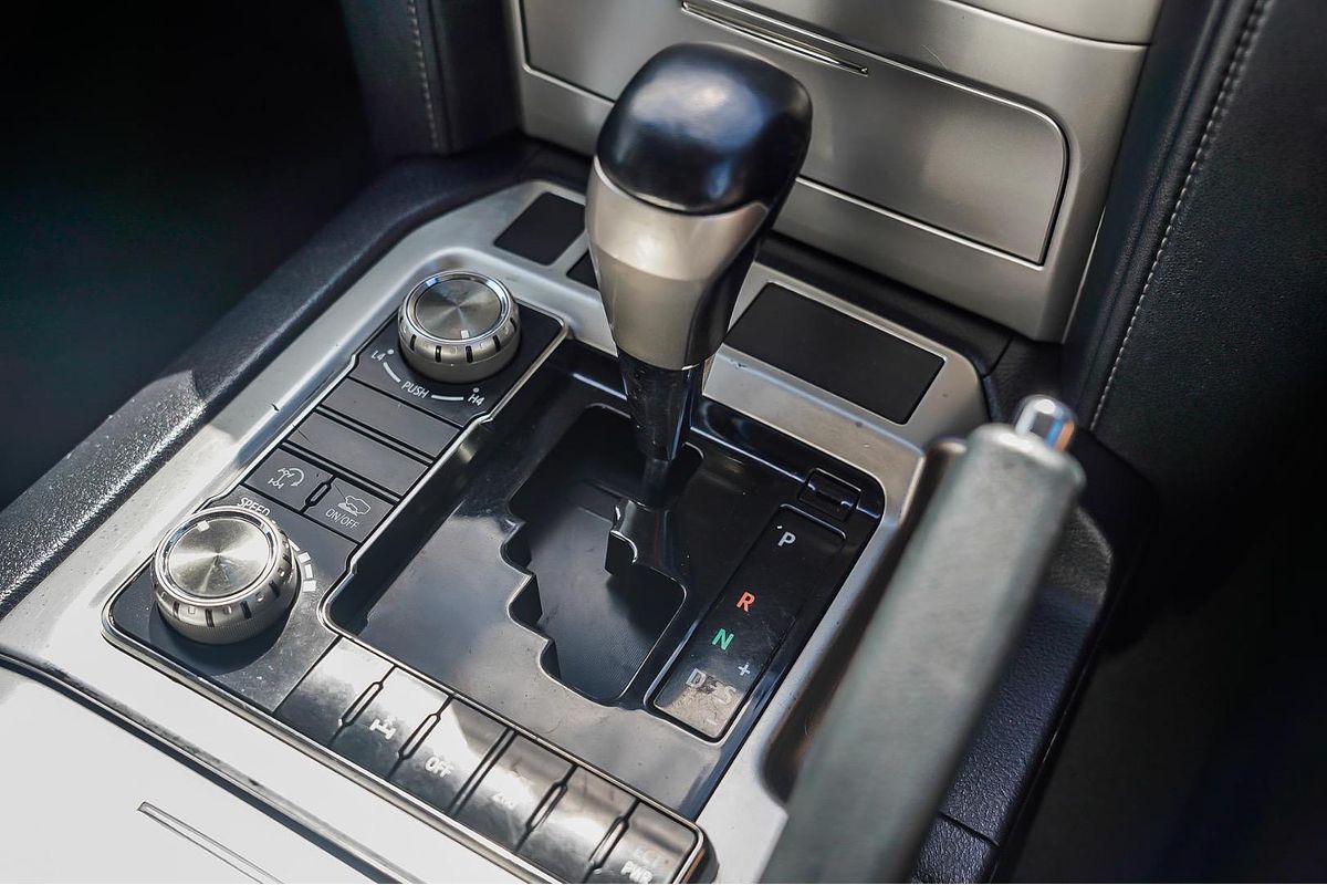 2017 Toyota Landcruiser GXL VDJ200R