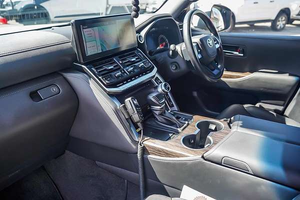 2022 Toyota Landcruiser VX FJA300R
