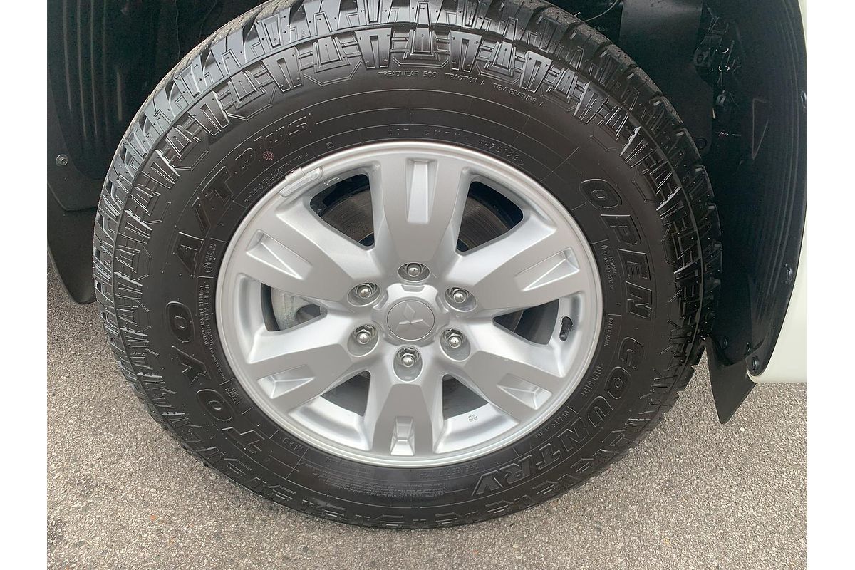 2024 Mitsubishi Triton GLX+ MV 4X4