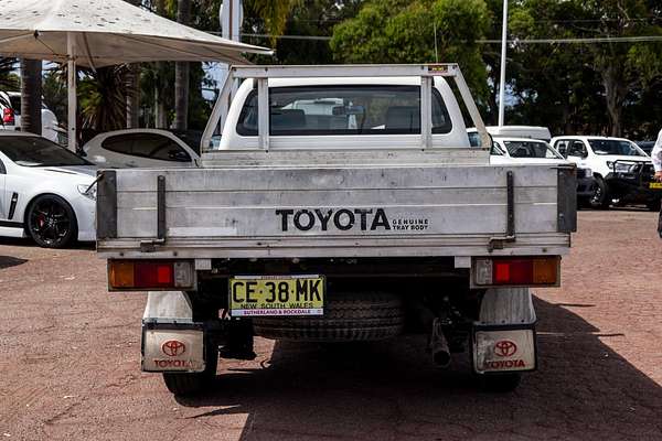 2015 Toyota Hilux Workmate TGN16R Rear Wheel Drive