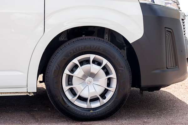 2021 Toyota Hiace Commuter GDH322R