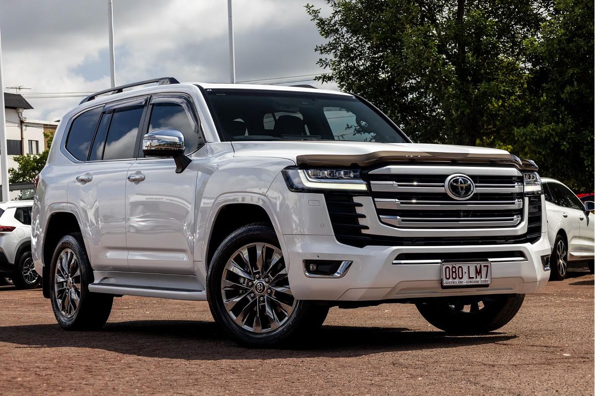 2023 Toyota Landcruiser Sahara ZX FJA300R