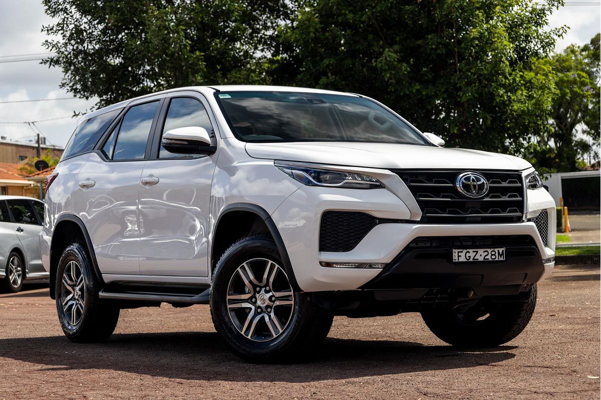 2024 Toyota Fortuner GX GUN156R