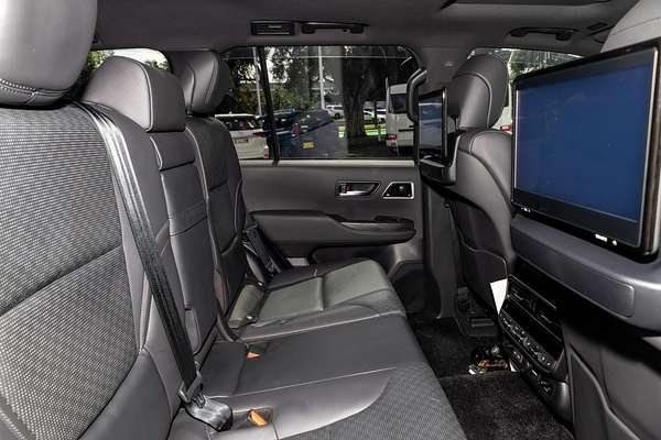 2023 Toyota Landcruiser Sahara ZX FJA300R