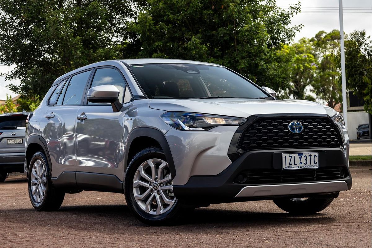 2024 Toyota Corolla Cross GX MXGH10R