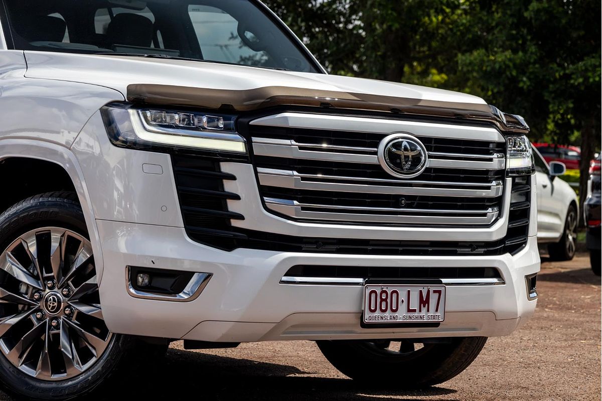 2023 Toyota Landcruiser Sahara ZX FJA300R