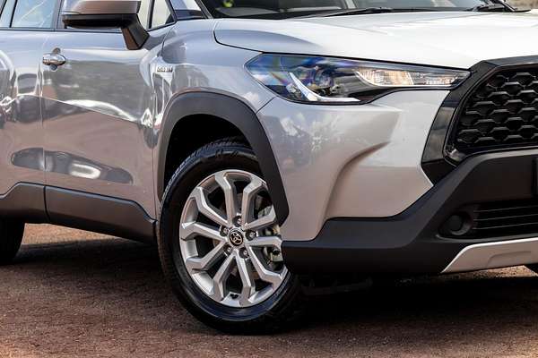 2024 Toyota Corolla Cross GX MXGH10R