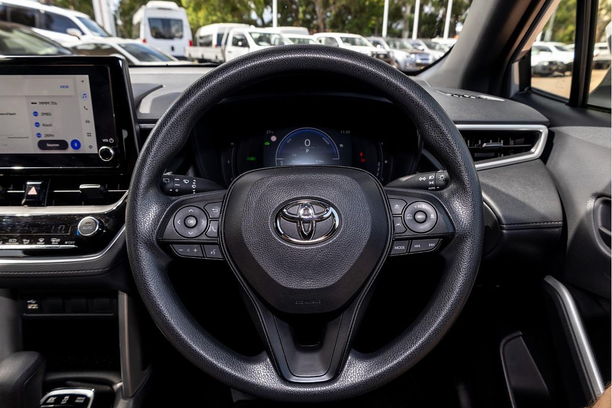 2024 Toyota Corolla Cross GX MXGH10R