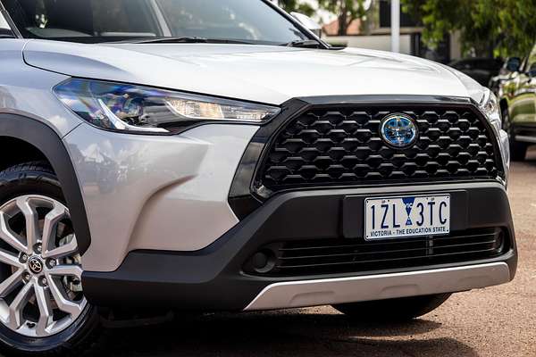 2024 Toyota Corolla Cross GX MXGH10R