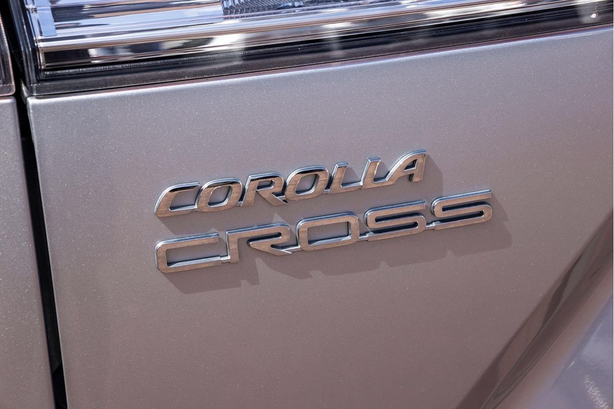 2024 Toyota Corolla Cross GX MXGH10R
