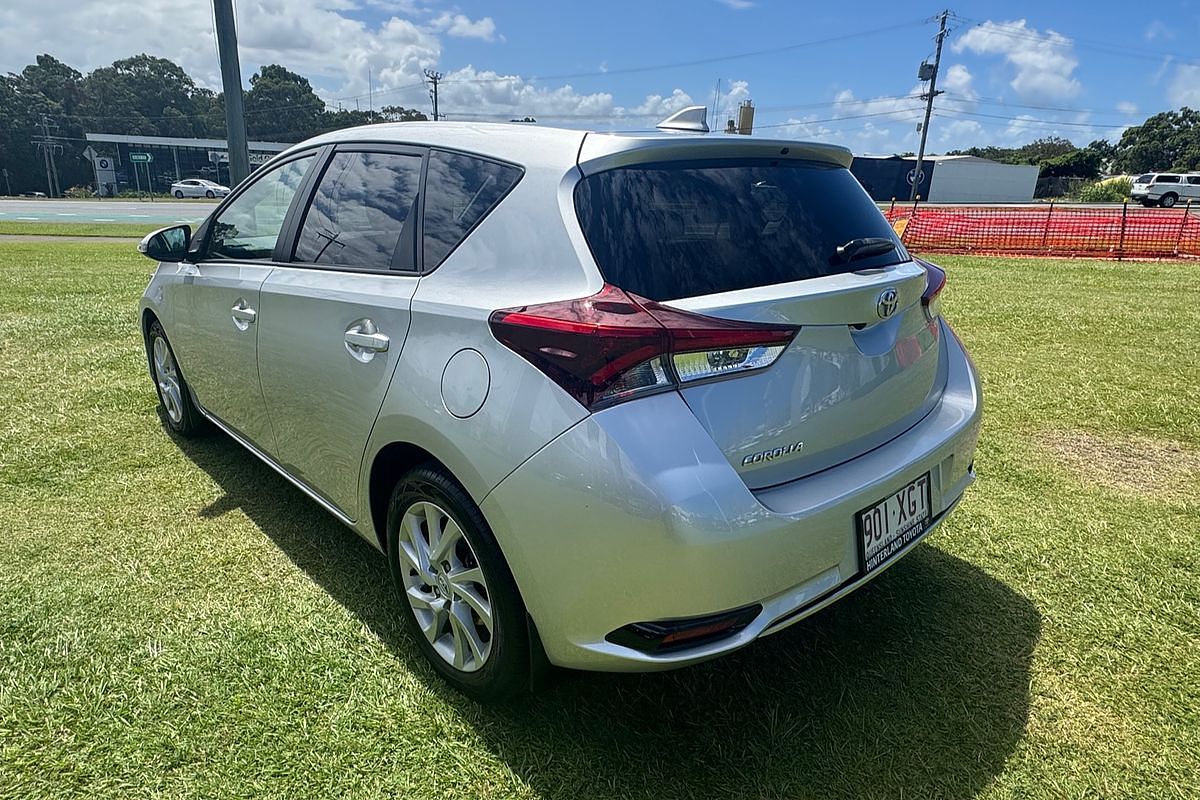 2017 Toyota Corolla SX ZRE182R