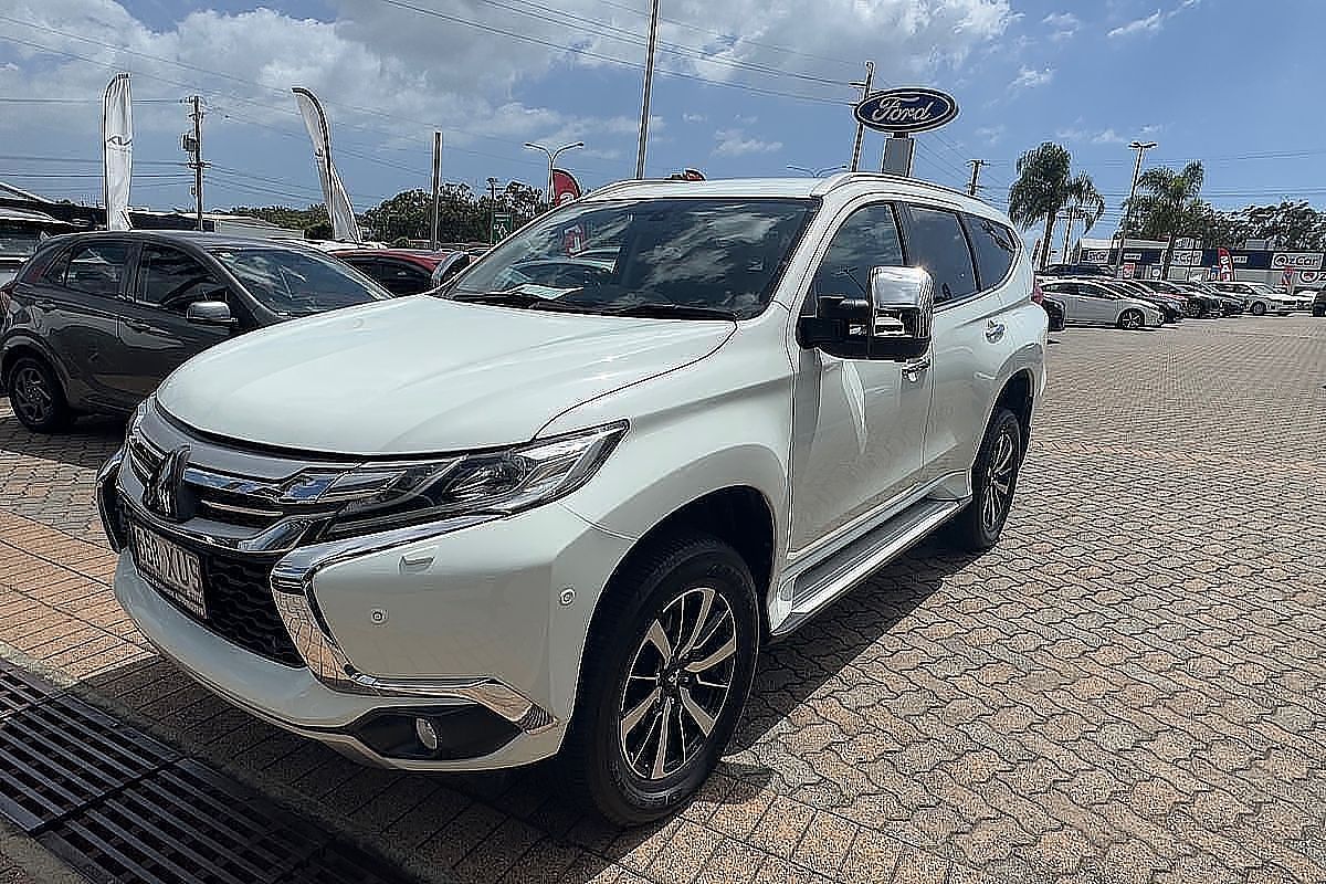 2016 Mitsubishi Pajero Sport Exceed QE