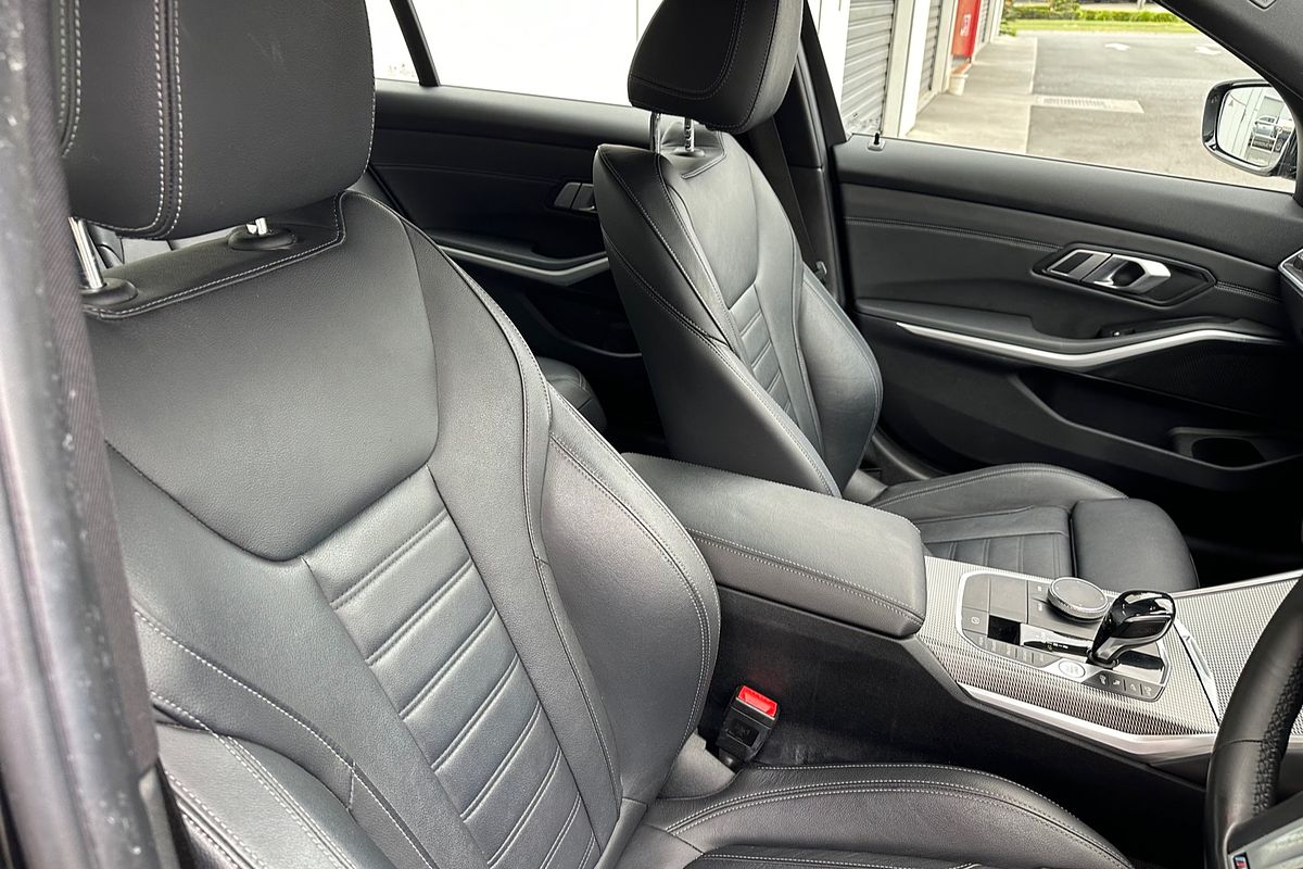 2019 BMW 3 Series 330i M Sport G20